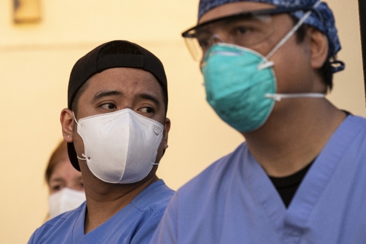 Abd’de Korona Virüsten Ölenlerin Sayısı 75 Bine Yaklaştı