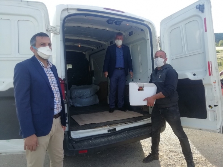 Karantina Altındaki Köye Gıda Yardımı Yapıldı