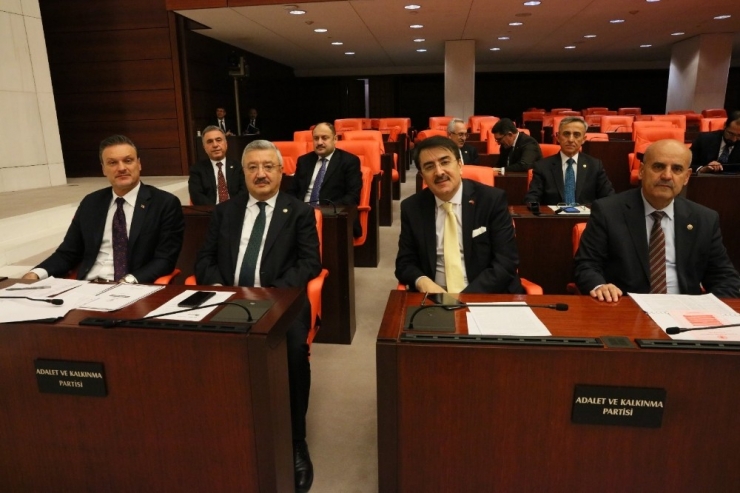 Aydemir, Korona Virüsle Mücadelede Başarının Sırrını Paylaştı