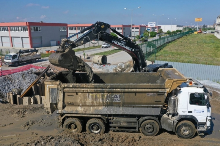 Büyükşehir Astis’te Çalışmalarını Sürdürüyor