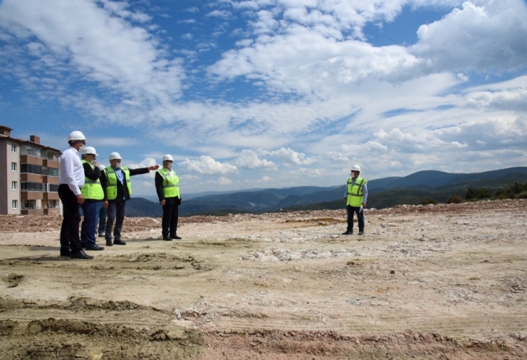 Başkan Şahin, "Açtığımız Yeni Yollarla Halkımıza Ulaşıyoruz’’