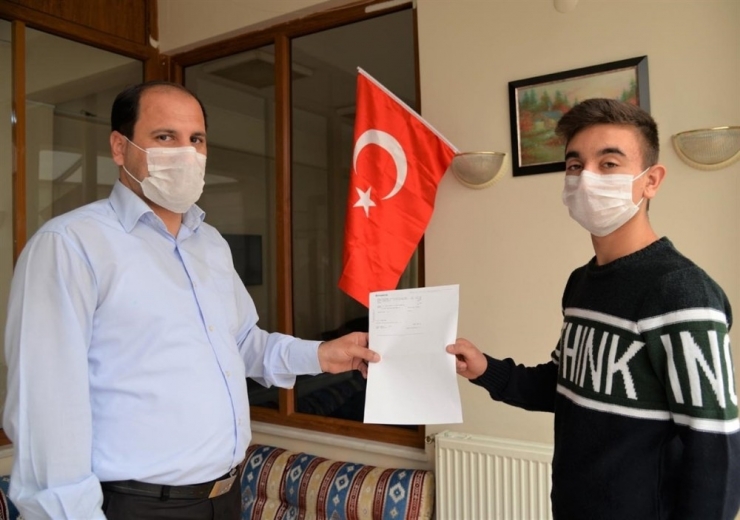 Sevgi Evlerinde Kalan Çocuklardan Anlamlı Bağış