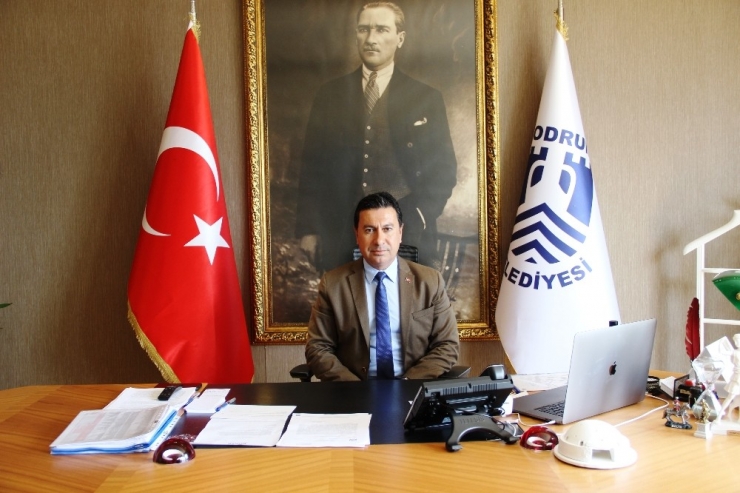 Bodrum’a 3 Günde 28 Bin Araç Giriş Yaptı