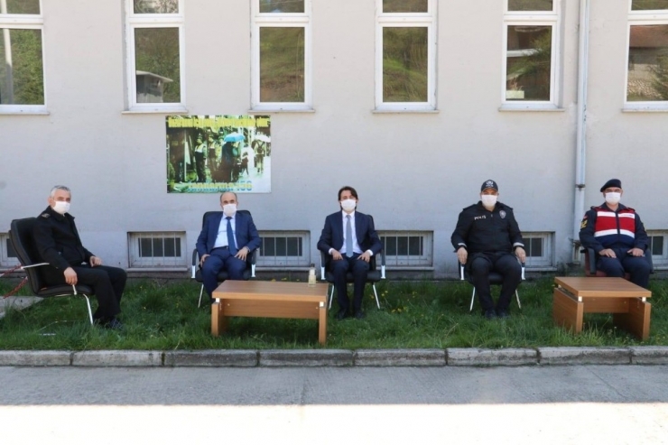 Vali Dağlı Yığılca’da Yapılan Yatırımları İnceledi