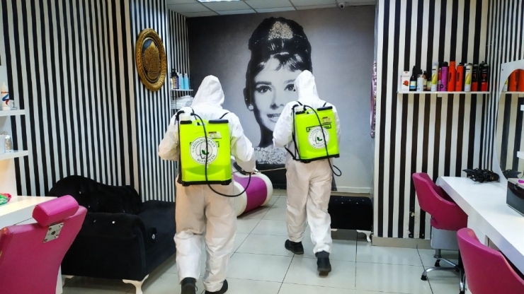 Gaziosmanpaşa’da Kuaförler 11 Mayıs’a Hazırlanıyor