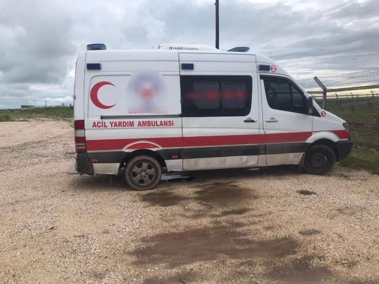 İstanbul’dan Diyarbakır’a Ambulansla Uzanan Uyuşturucu Sevkiyatını Jandarmanın Dikkati Bozdu