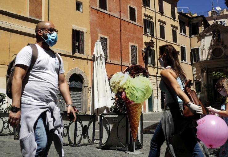 İtalya’da Korona Ölümleri 30 Bine Yaklaştı