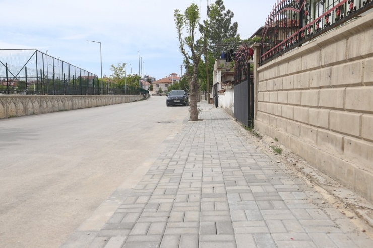 Karaman Belediyesi Alt Ve Üst Yapı Çalışmalarına Devam Ediyor