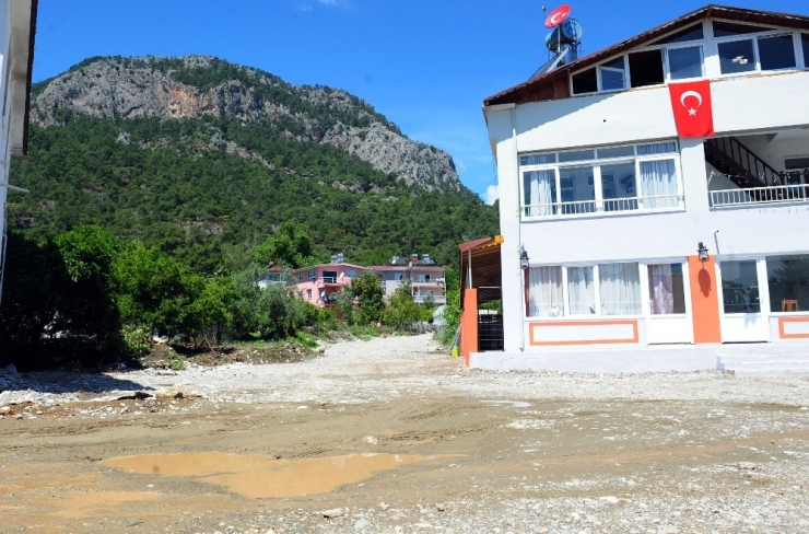 Başkan Topaloğlu: "5 Yıldır Yapılamayan Hizmetleri Bir Yıla Sığdırdık"