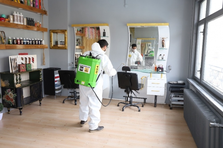 Başkan Altay’dan Berber Ve Kuaförlere Destek