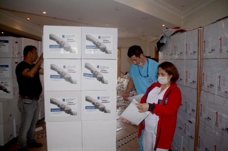 Kuşadası Belediyesi İki Ayda 4 Bin 866 Ailenin Yardımına Koştu