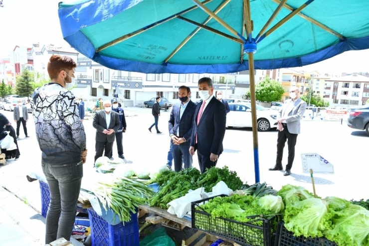 Mamak Belediyesinden Sokak Pazarı Uygulaması