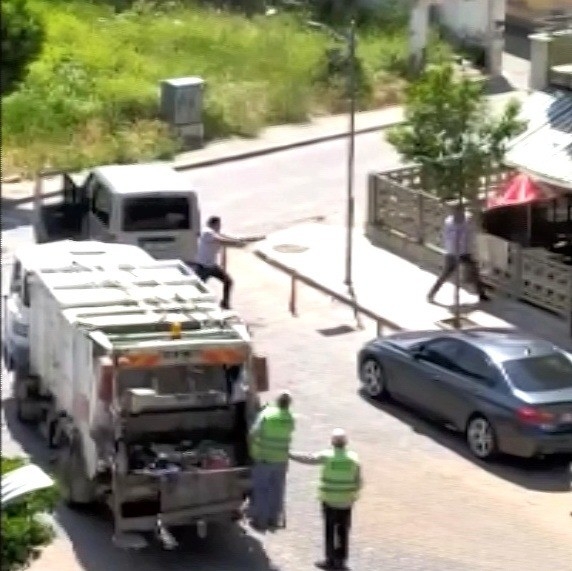 Silahlı Saldırı Anı Kameraya Yansıdı