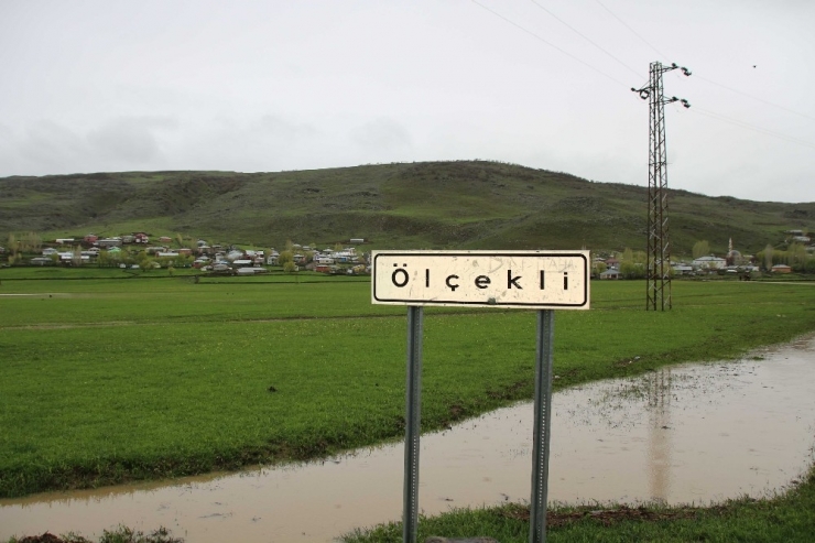 Varto’da Yağmur Sele Neden Oldu