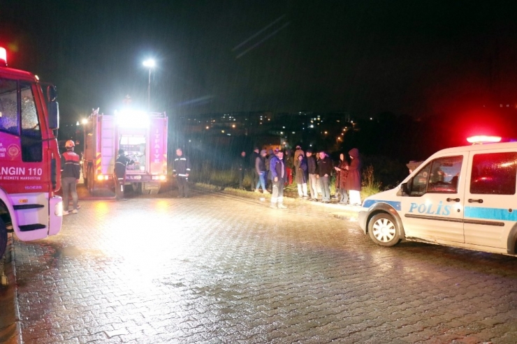 Sahurda Çıkan Yangın Paniğe Yol Açtı