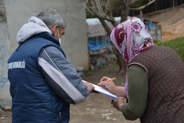 Sarıkamış Kaymakamlığından İhtiyaç Sahiplerine Ramazan Yardımı