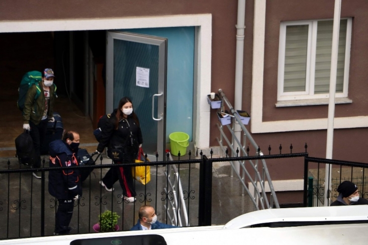 14 Günlük Süresi Dolan 360 Kişi Kaldıkları Yurttan Ayrılıyor