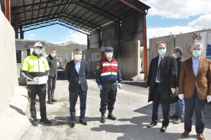 Tatvan’da Trafik Haftası Etkinlikleri