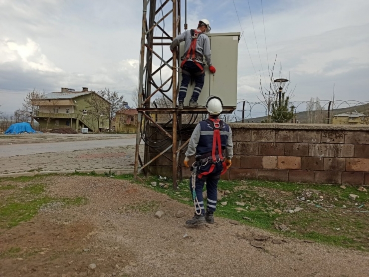 Vedaş Çalışmalarını Aralıksız Sürdürmeye Devam Ediyor