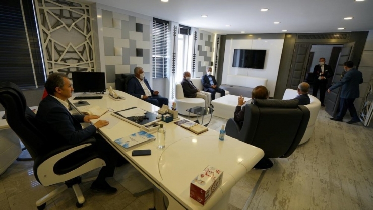 Başkan Kılınç Stk Temsilcileriyle Pandemiyi Değerlendirdi