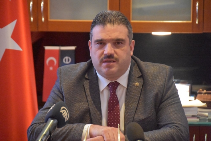 Anadolu Üniversite Rektörü Çomaklı İstifa Etti