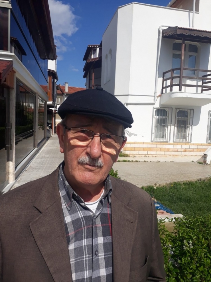 Vefanın Böylesi: Karantinadan Çıktı, 2 Bin Tl Bağışladı