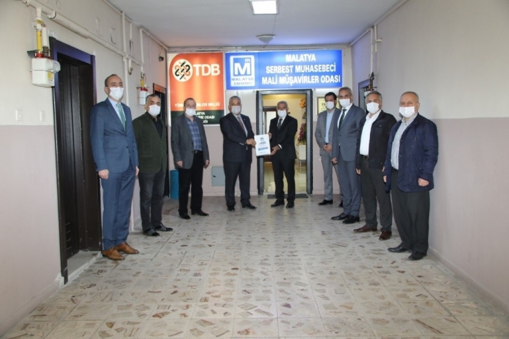 Güder’dan Muhasebecilere Maske