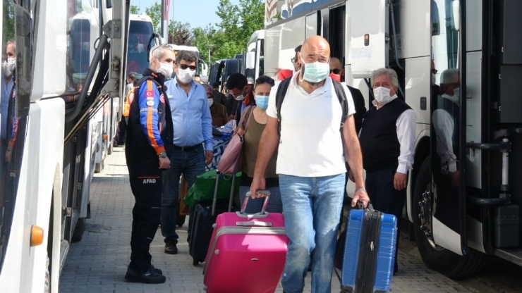 Bursa’da Karantinası Biten 437 Vatandaş Yurttan Ayrıldı