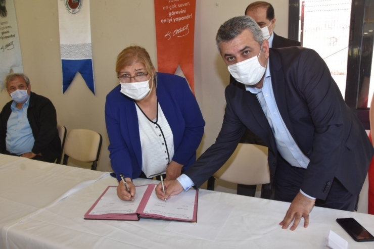 Ceyhan Belediyesi İle Genel İş Sendikası Arasında Toplu İş Sözleşmesi İmzaladı