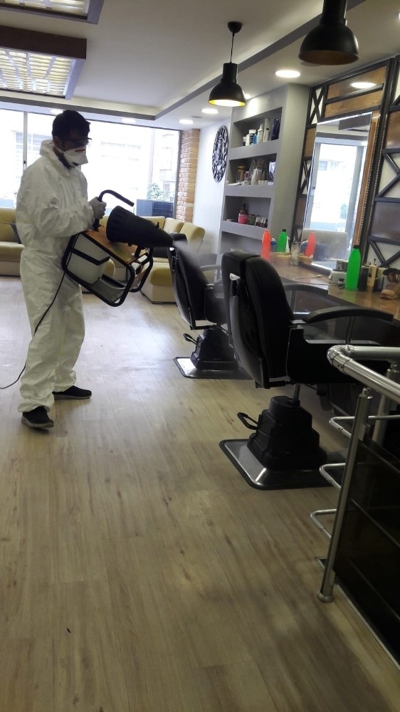 Dörtyol’da Berber Ve Kuaförler Dezenfekte Edildi