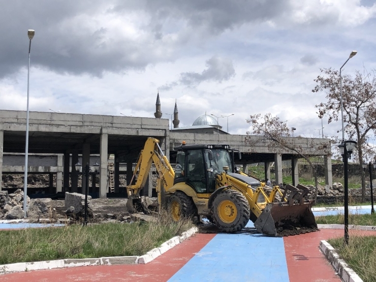 Kars Bedesten Projesi’nde Çalışmalar Başladı