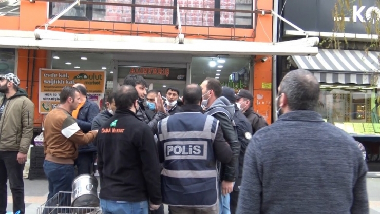 Kars’ta Esnaf İle Polis Arasında Kapalı Yol Gerginliği