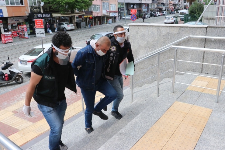 Kocaeli 155 Kilo Eroinle Yakalanan Tır Sürücüsü Adliyeye Sevk Edildi