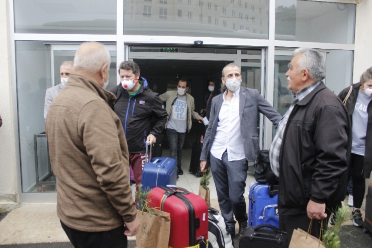 Giresun’da Karantina Süreci Biten 312 Kişi Evlerine Uğurlandı