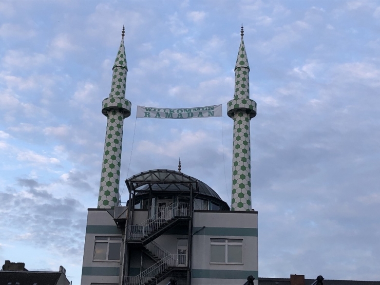 Hamburg Merkez Cami’de 6 Hafta Sonra İlk Namaz