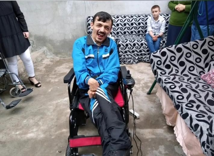 Engelli Gencin Akülü Sandalye Hayali Gerçeğe Dönüştü