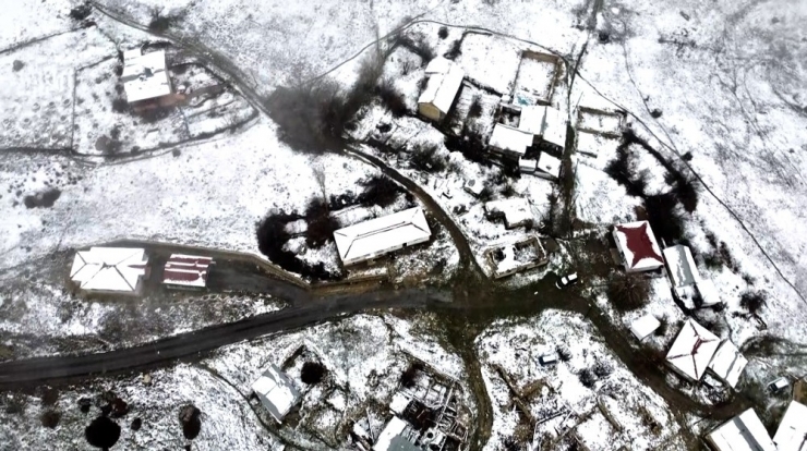 Erzincan Ve Bayburt’un Yüksek Kesimlerinde Kar Yağışı