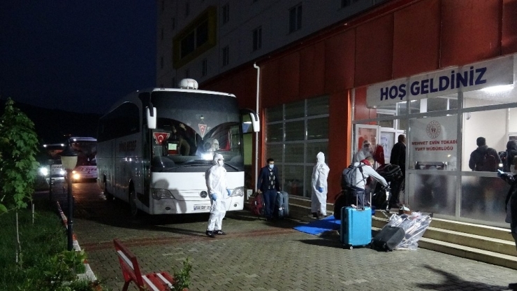 Kuveyt’ten Tokat’a Getirilen 280 Türk İşçi Yurtlara Yerleştirildi