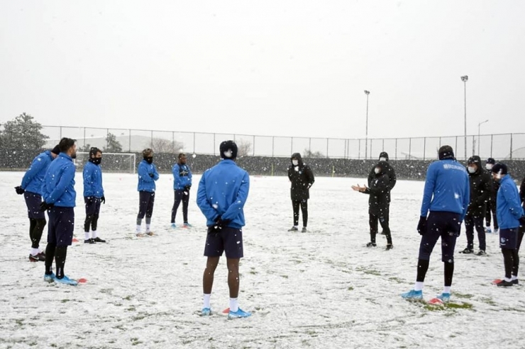 Erzurumspor Antrenmanlara Başladı