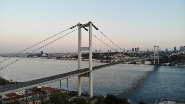 Kısıtlama Sonrası 15 Temmuz Şehitler Köprüsü Havadan Görüntülendi