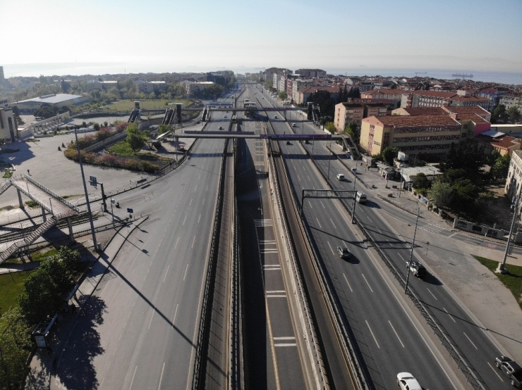 Kısıtlama Gününde Boş Kalan E-5 Havadan Drone İle Görüntülendi