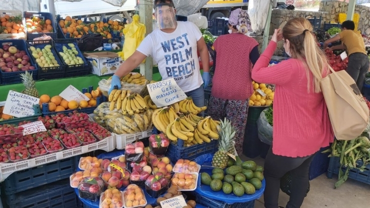 Pazarcıdan Dikkat Çeken Çağrı; “Parasız Gel, Maskesiz Gelme”