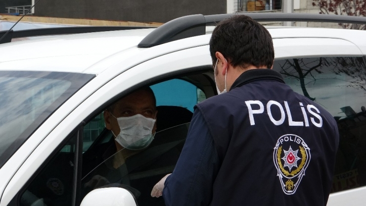 Van Sokağa Çıkma Kısıtlamasına Uydu