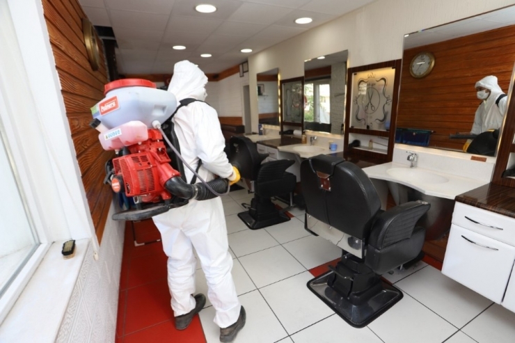 Nevşehir’de Berber, Kuaför Ve Güzellik Merkezleri Dezenfekte Ediliyor