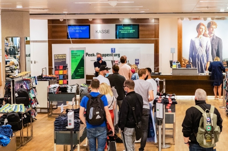 Almanya’da Korona Virüsün Bulaşma Oranı Arttı