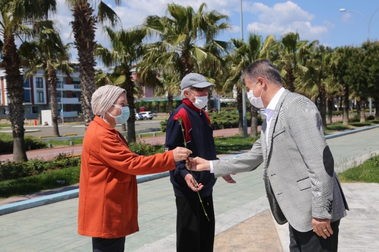 Atakum Belediyesi Anneler Günü’nü Unutmadı