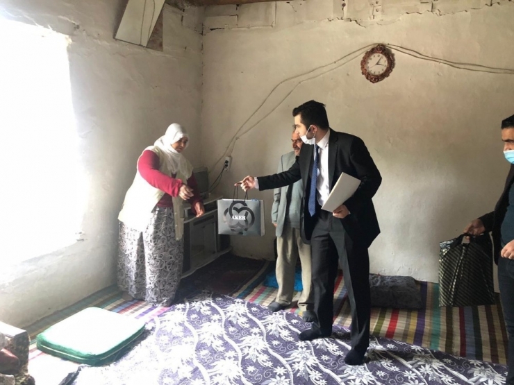 Kaymakam Köleoğlu’ndan Yaşlılara ‘Anneler Günü’ Ziyareti