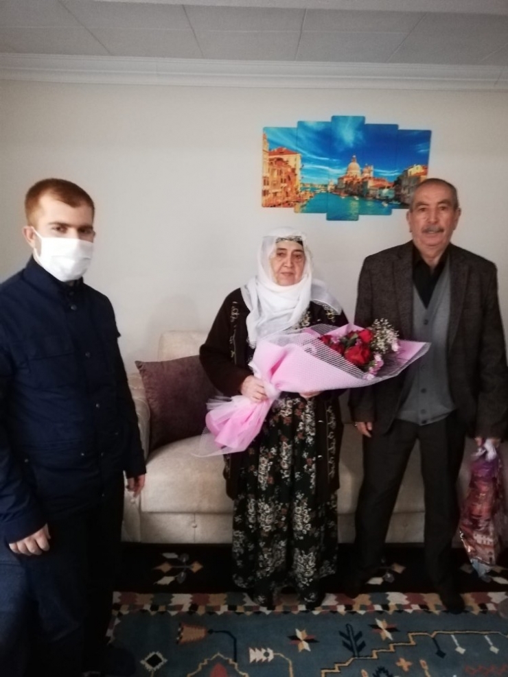 Şehit Annelerine “Anneler Günü” Ziyareti