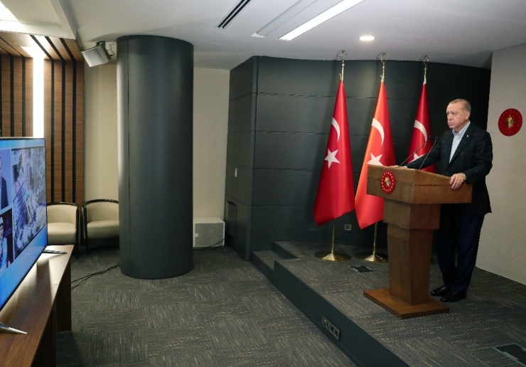 Cumhurbaşkanı Erdoğan "Sizleri Sıkıntıya Düşürüyorsak Özür Diliyorum"