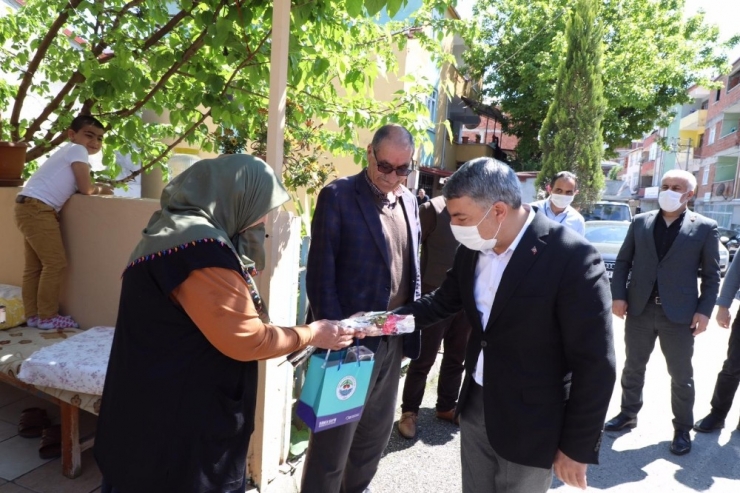 Dilovası’nda Şehit Anneleri Unutulmadı